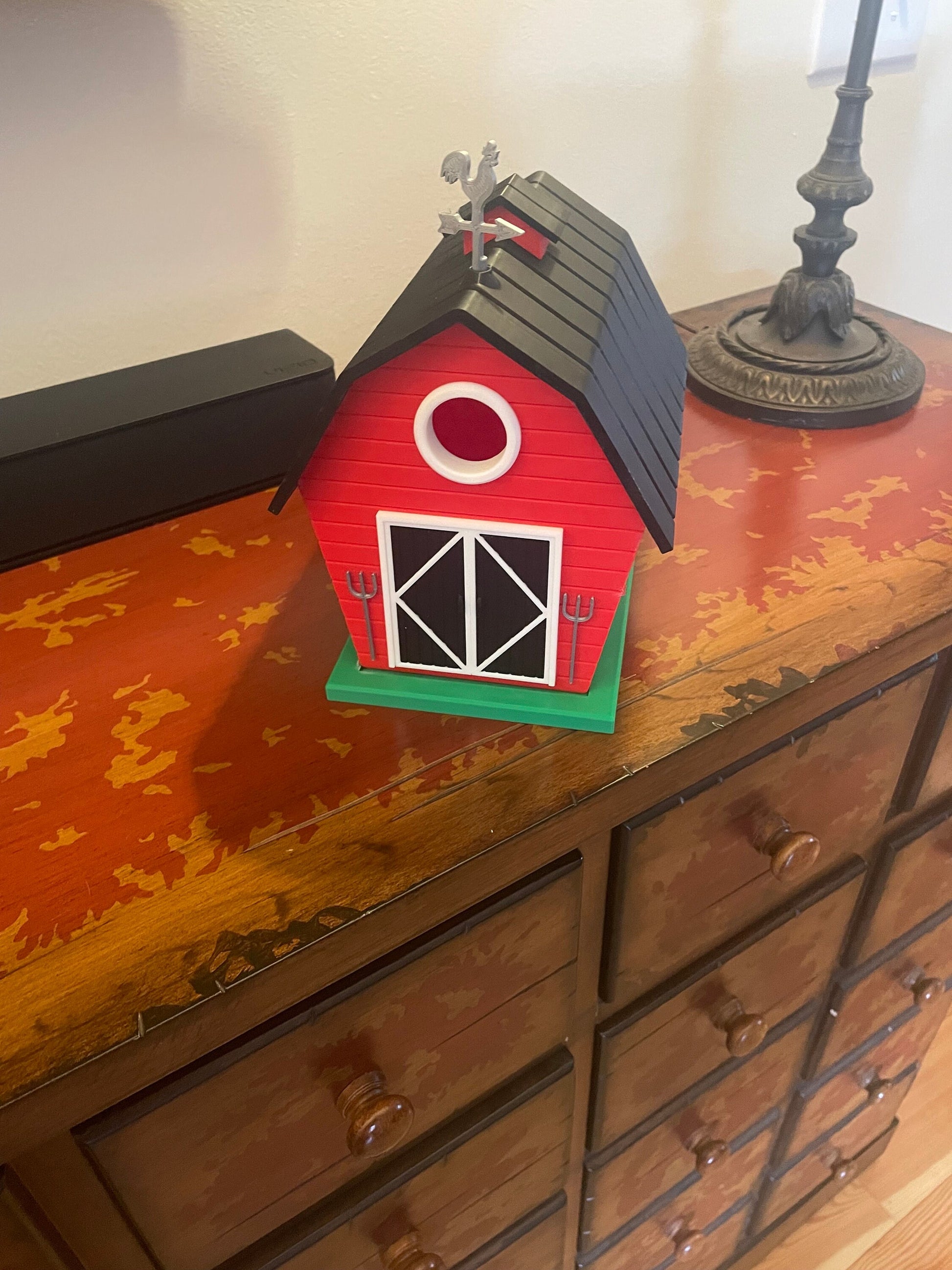 RED BARN BIRDHOUSE - Plastic Weather Resistant - Free Shipping!